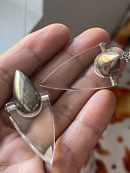 Rare Beautiful Pair of Vintage 1980s BAYANIHAN Sterling Silver & Lucite Earrings - Picture 6 of 9